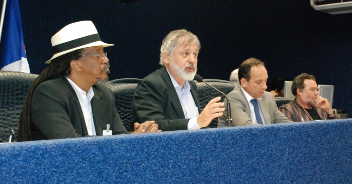 Conselheiro João Jorge Rodrigues e o diretor-Presidente da EBC, Nelson Breve (Foto: Flávia Vieira/Alepe/Gabinete do deputado Luciano Siqueira)
