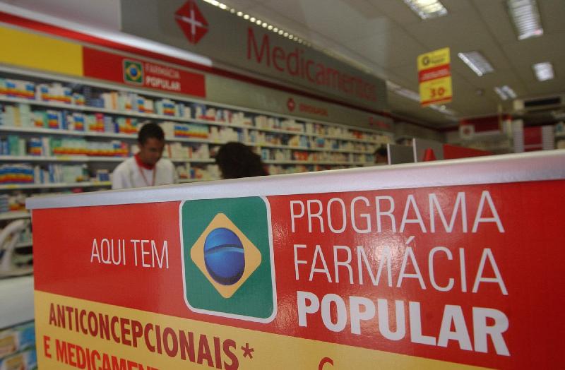 Resultado de imagem para Farmácia Popular tem limite mínimo de idade para venda de remédios
