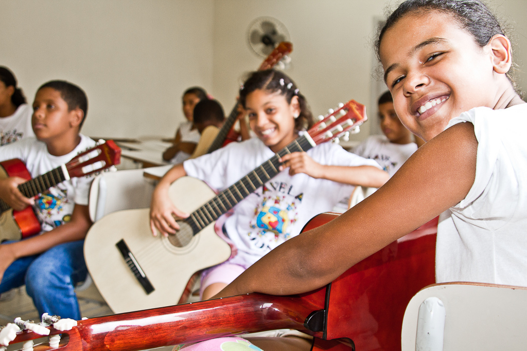 EBC | Pesquisa mostra importância de projetos sociais em favelas do Rio