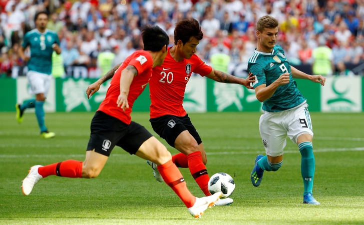 Copa 2018: Jang Hyun-soo, da Coréia do Sul, em ação com Timo Werner, da Alemanha
