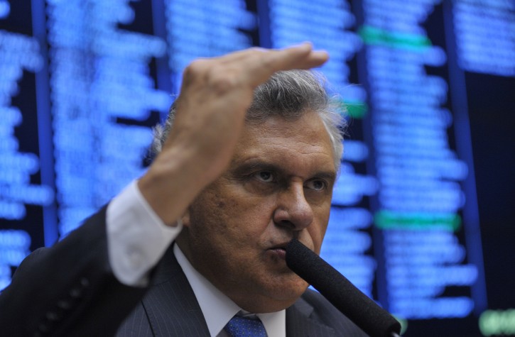 Deputado Ronaldo Caiado defende emenda para indexação de parte da dívida dos estados á Selic