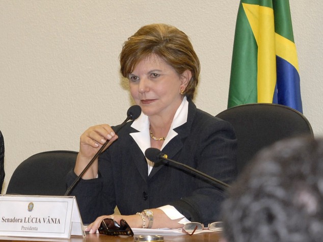 Senadora Lúcia Vânia
