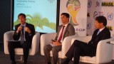 Bebeto entre os representantes do Ministério do Esporte e da Fifa