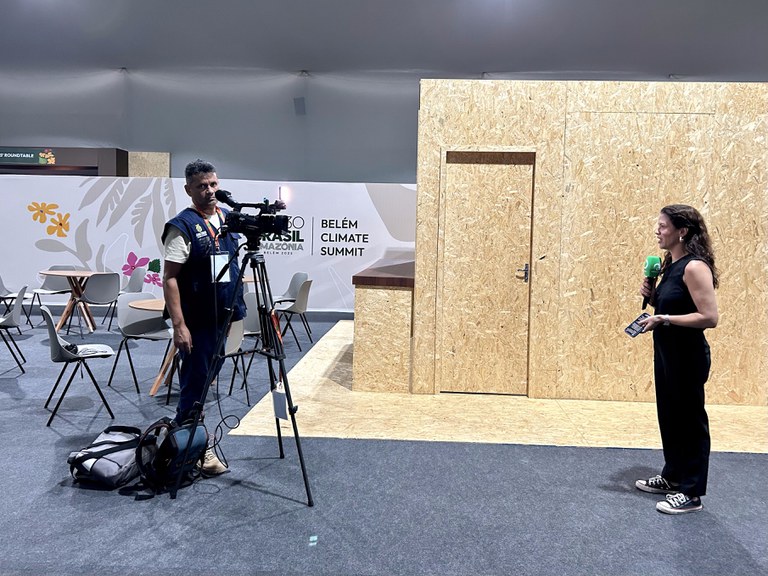 1-978a5723.jpg 1-978a5723.jpg