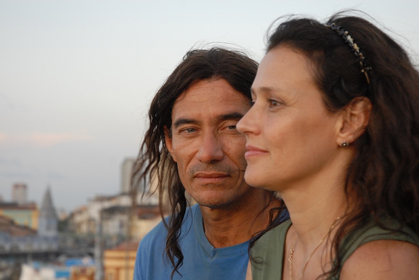 Dirigido por Eliane Caffé, longa revela triângulo amoroso em trama gravada no Pará
